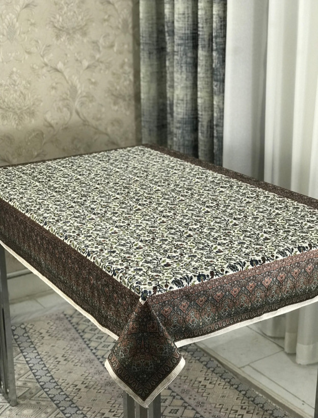 رومیزی طرح گلستانه