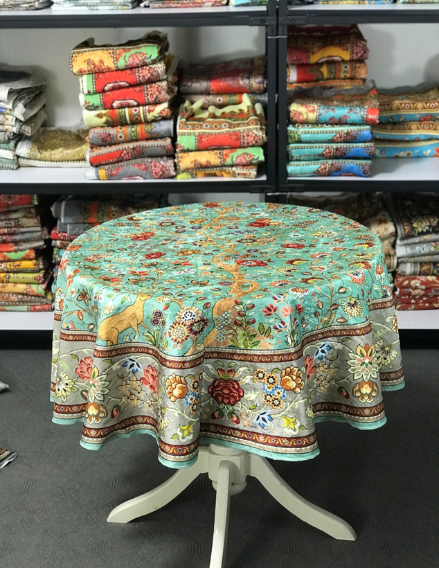 رومیزی گرد طرح آهو
