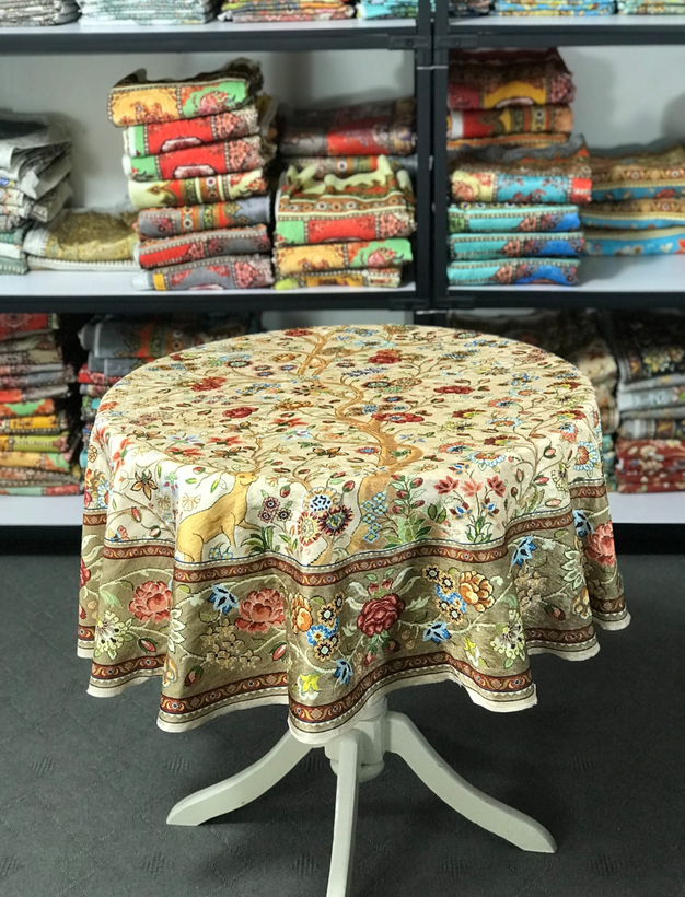 رومیزی گرد طرح آهو
