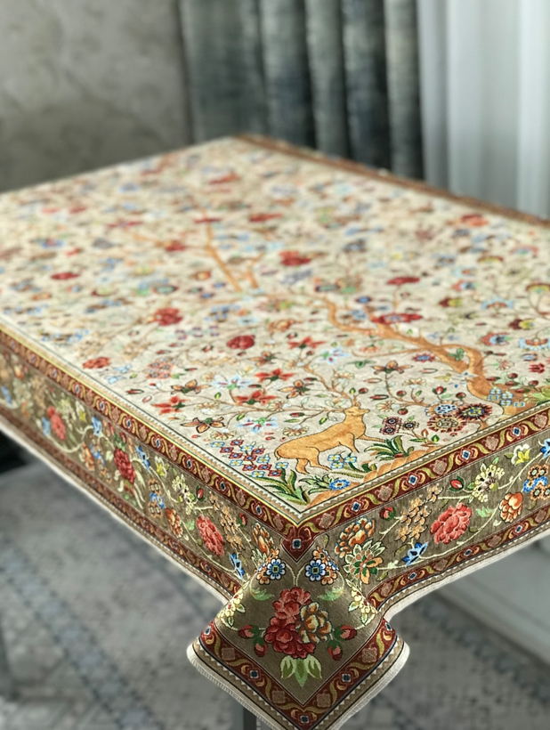 رومیزی طرح آهو